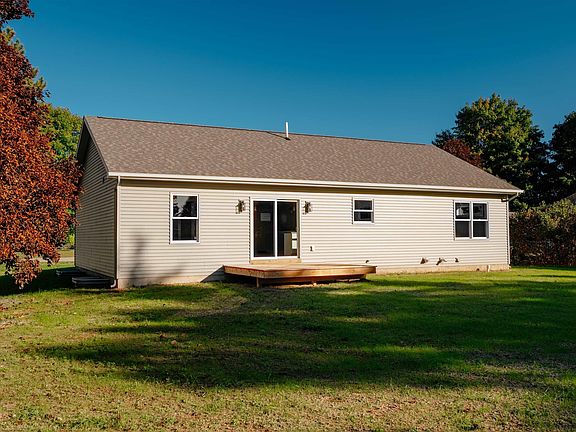 3rd image of 3759 Delta Dr