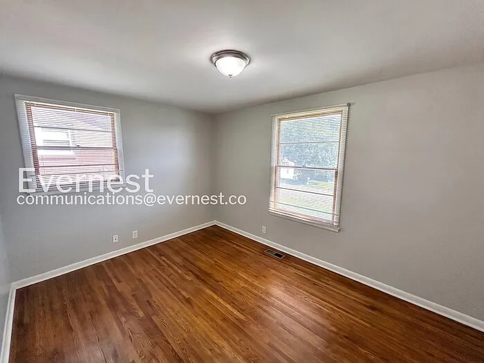 316 Bonnavue Dr — Photo 12
