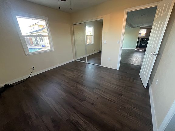 4th image of 535 W Fig St
