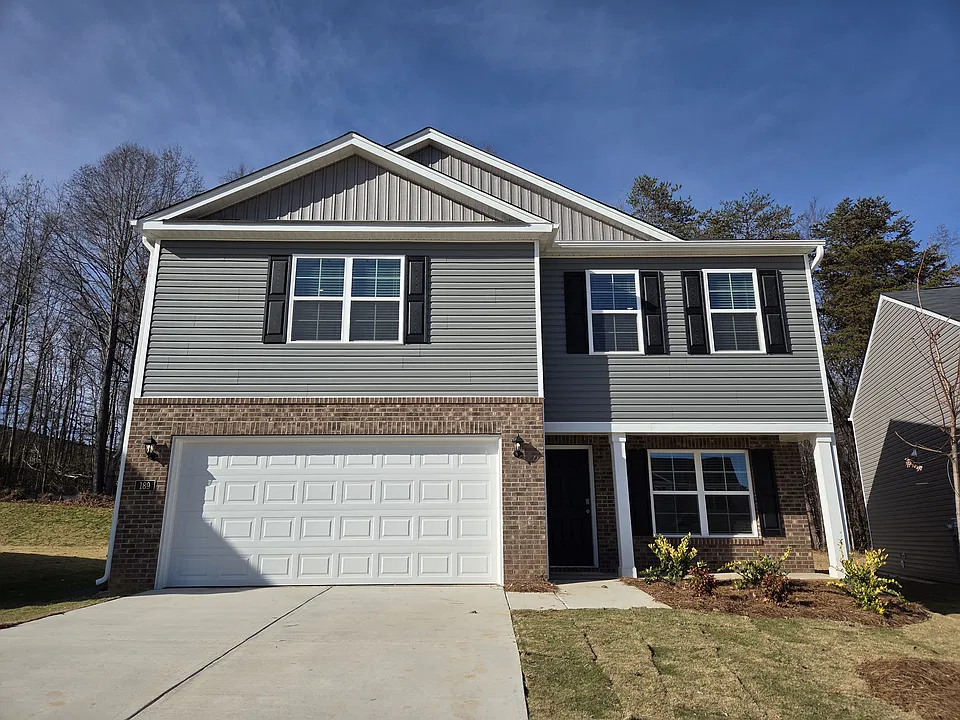189 Big Laurel Dr