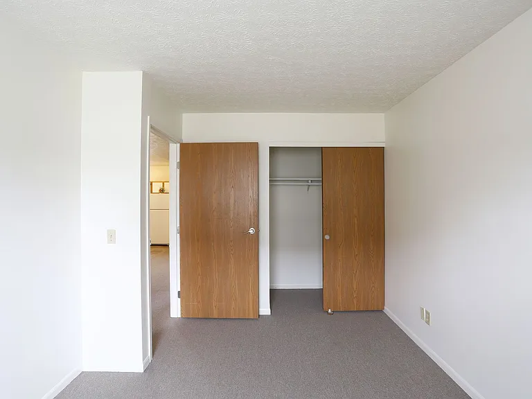 Jefferson Crossing Townhomes — Photo 18