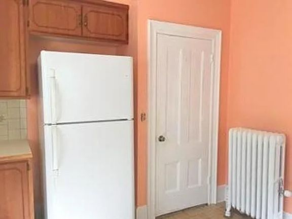 2nd image of 28 Blake St #2