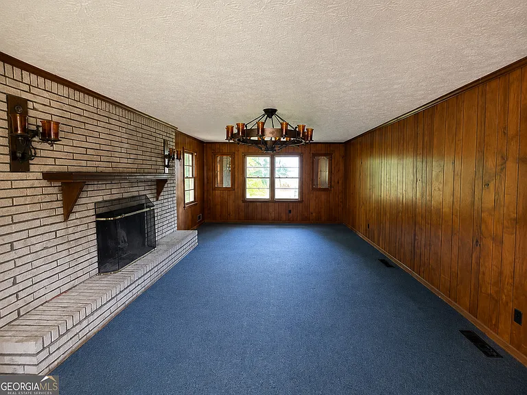 3543 Meadowview Ct — Photo 7