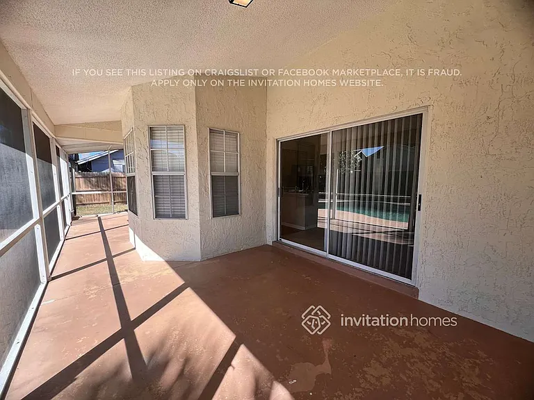 927 Silverton Loop — Photo 14