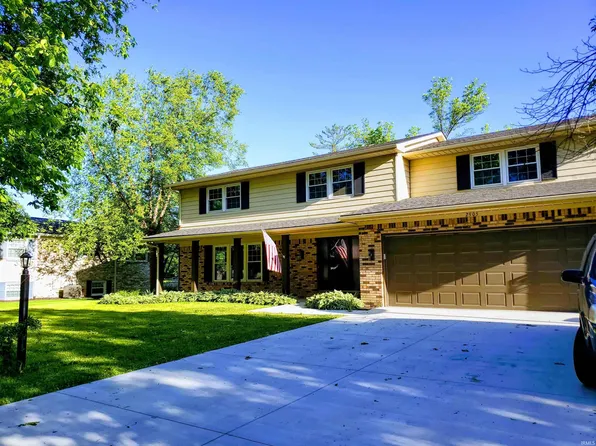 2505 W Woodbridge Dr, Muncie, IN 47304