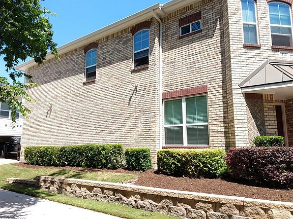2nd image of 312 Lily Ln