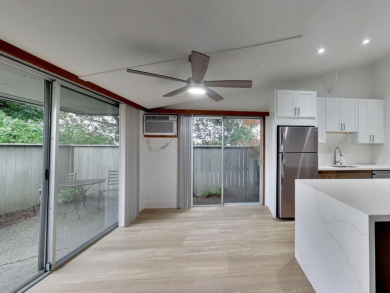 Riverwood Apartments — Photo 69