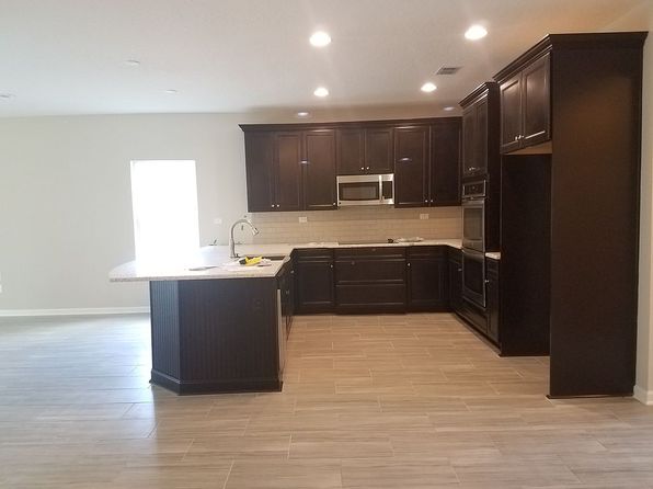1052 Laurel Valley Dr