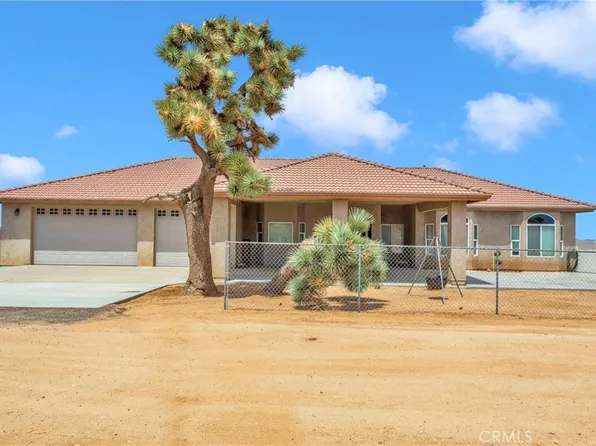 12215 Pueblo Trl, Phelan, CA 92371