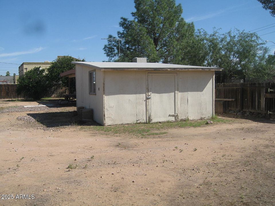 2nd image of 2322 E PARADISE Lane #21