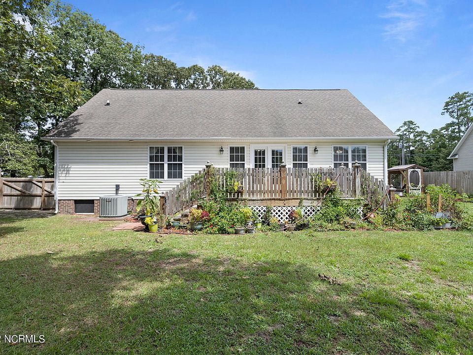 2067 Catherine Lake Road, Richlands, NC 28574 Zillow