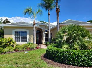 9141 Penelope Dr, Weeki Wachee, FL 34613