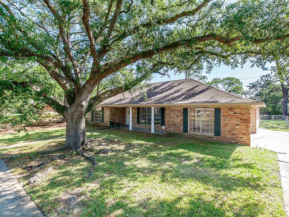 1021 Chevelle Dr Baton Rouge LA 70806 Zillow