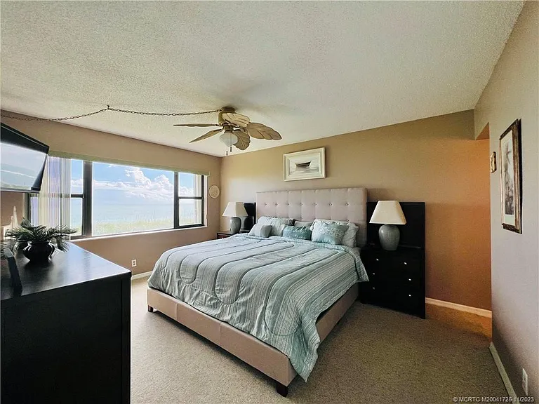 9400 S Ocean Dr #201B — Photo 32