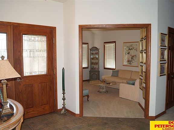 4th image of 1335 Glenwood Ct