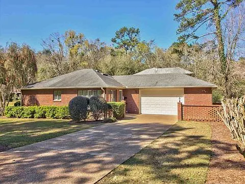 3 bed, 1513 sqft, $2,200 — Photo 2