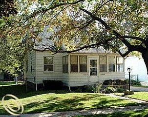 2nd image of 15444 Leona Dr