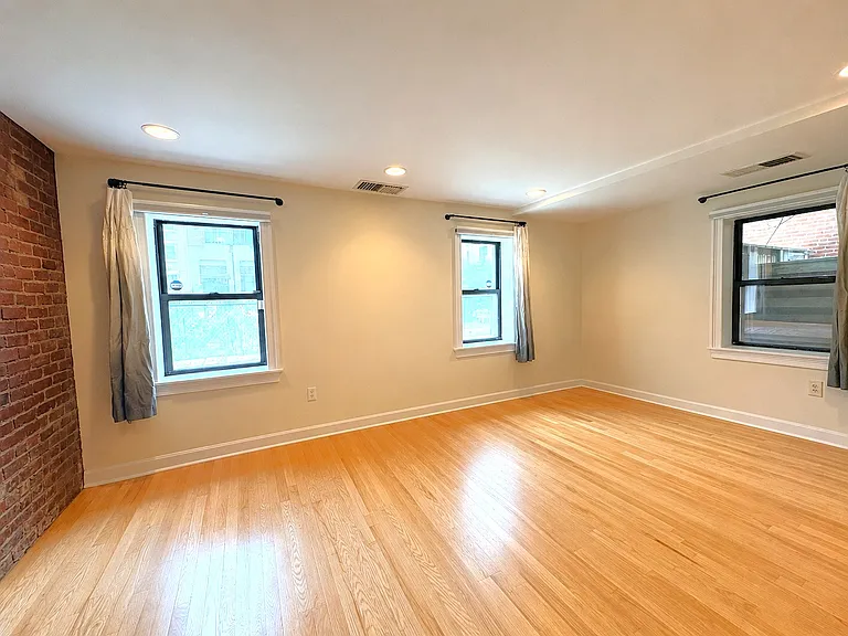 103 Gainsborough St #5 — Photo 12