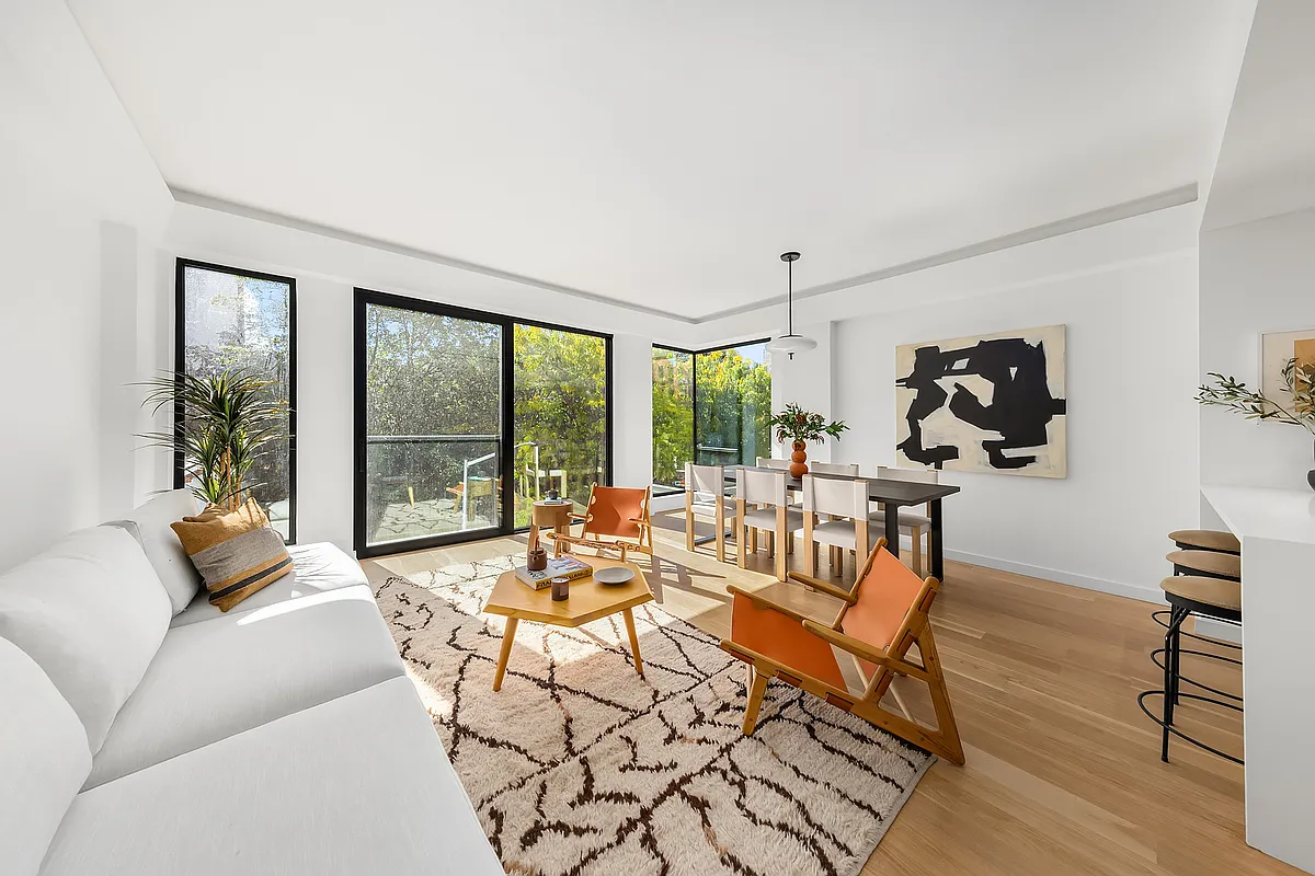 650 East 6th St Unit 3  