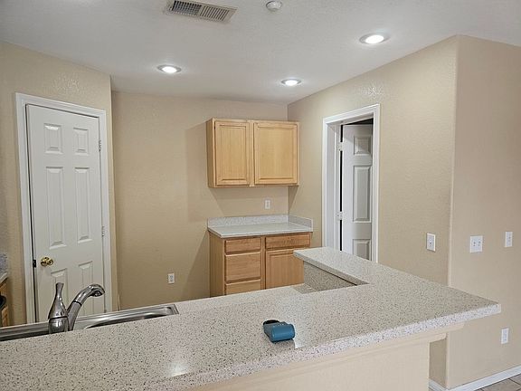 4th image of 3271 Kearsage Dr Unit 103