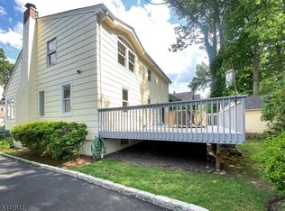 121 Columbia Ave, Cranford, NJ 07016