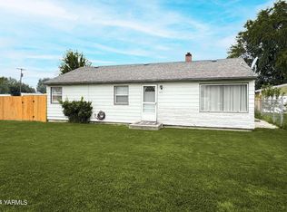 1918 S 3rd Ave, Yakima, WA