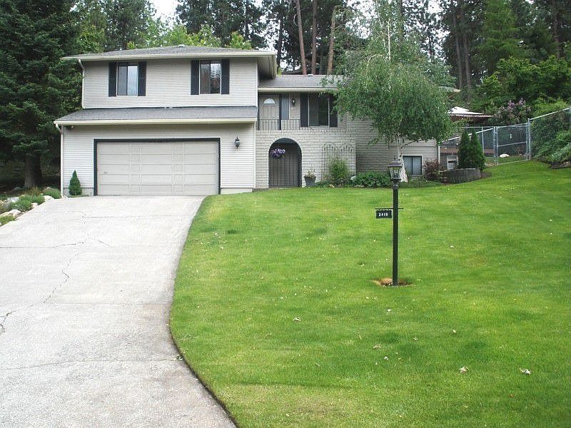 2nd image of 2419 S Timberlane Dr