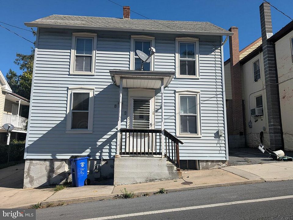1st image of 224 East Ave