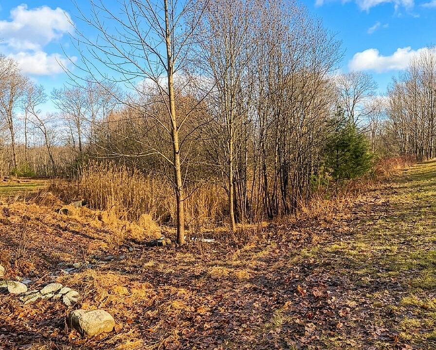 1st image of Leisure Ln