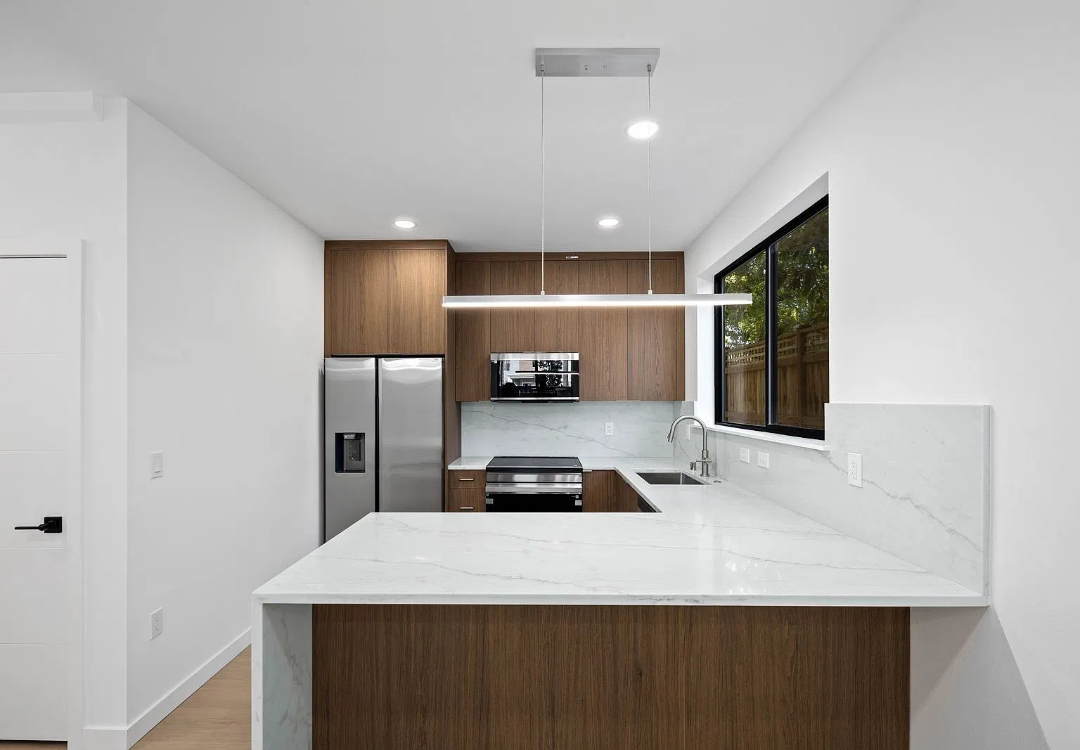 3943 S Morgan St — Photo 4
