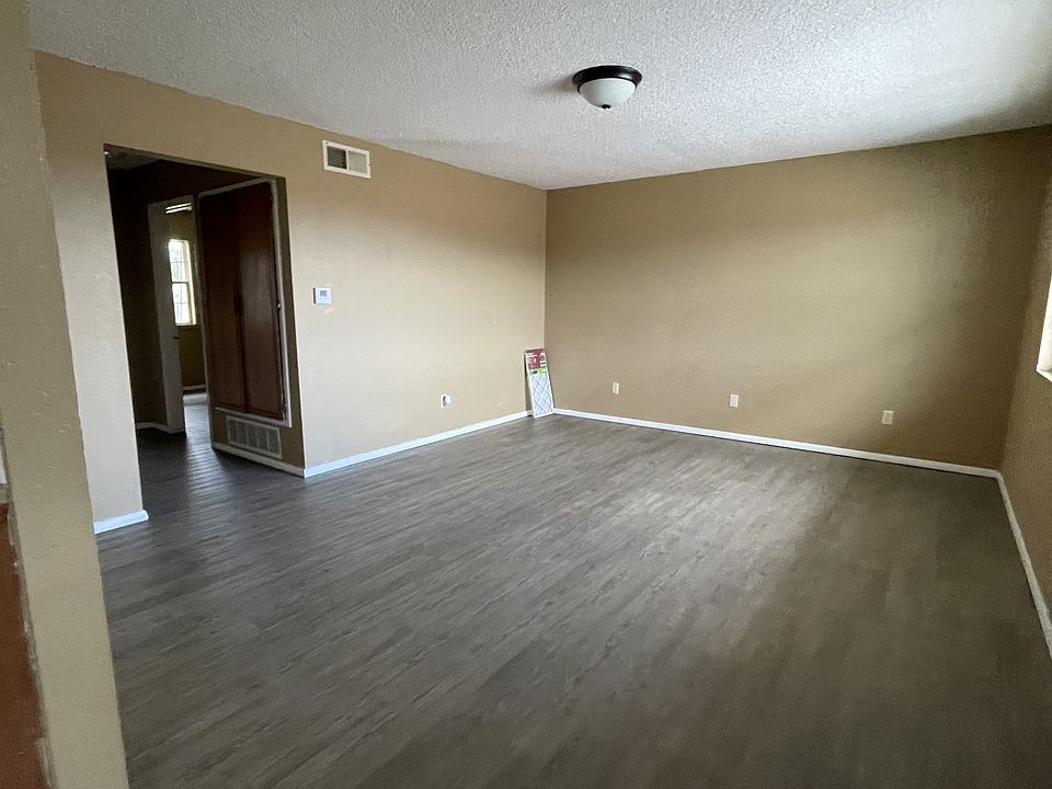 1st image of 601 NW J St #1