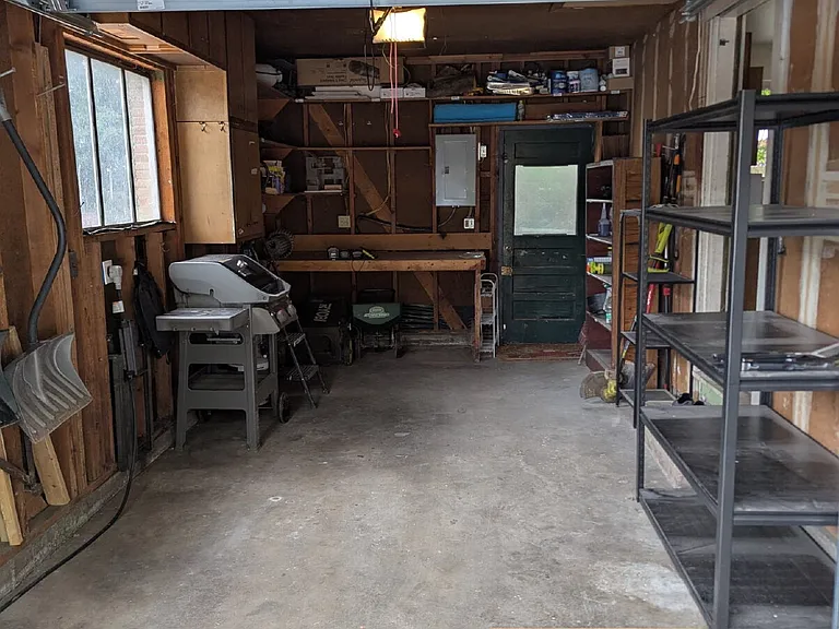 7070 Beacon Way — Photo 48