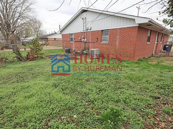 4th image of 842-844 Stanley Ave #842