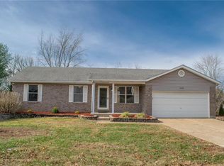 1419 Westchester Dr, Herculaneum, MO 63048