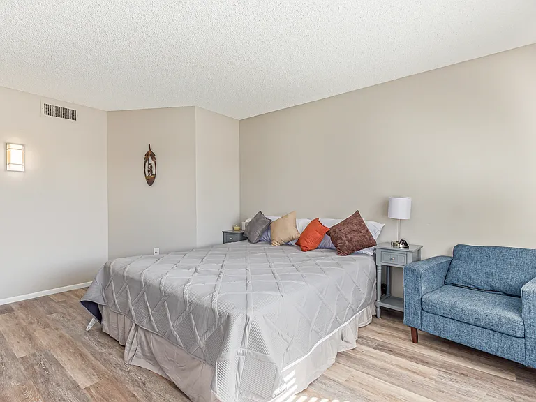 W Skyview Dr — Photo 22