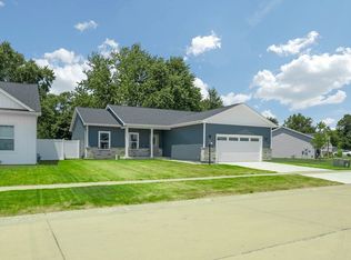708 Justice St, Tuscola, IL