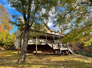 33 Meadow Lark Ln, Blue Ridge, GA 30513