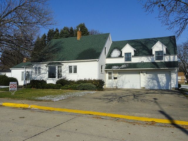 1st image of 324 W South St