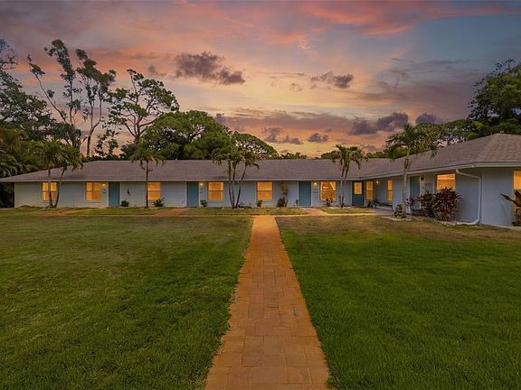 2nd image of 4001 GROVELAND AVENUE