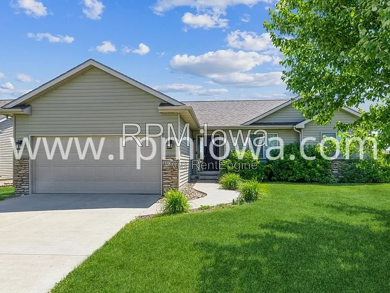 3709 NW Kline St — Photo 1