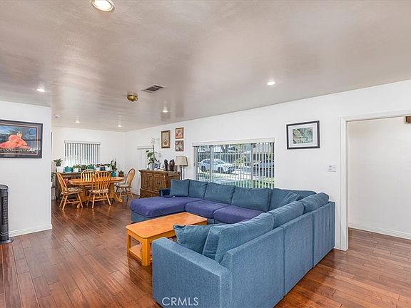 4th image of 4423 Maplewood Pl
