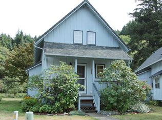 368 Combs Cir, Yachats, OR