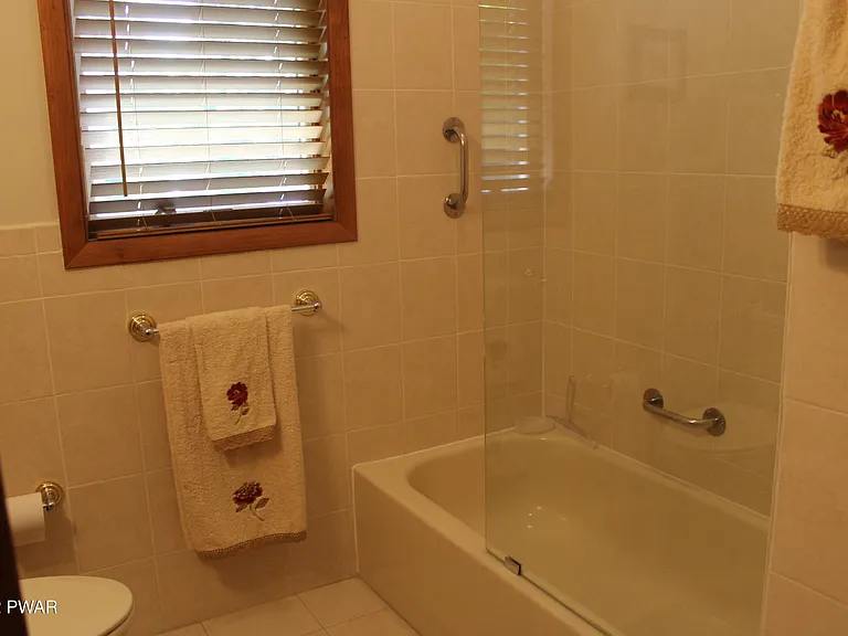 17 Gallina Pond Dr — Photo 12