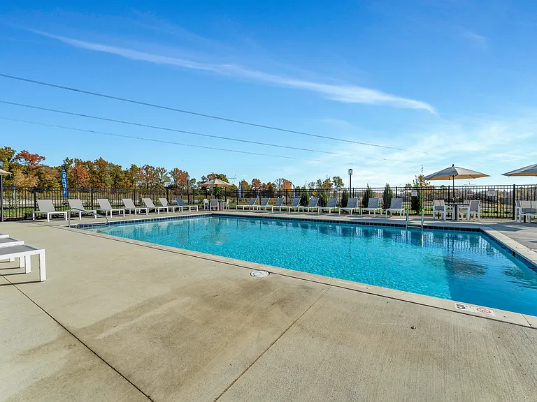 District at Berkshire — Photo 35