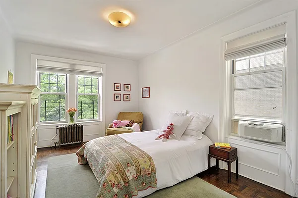 Sold by Corcoran | media 6