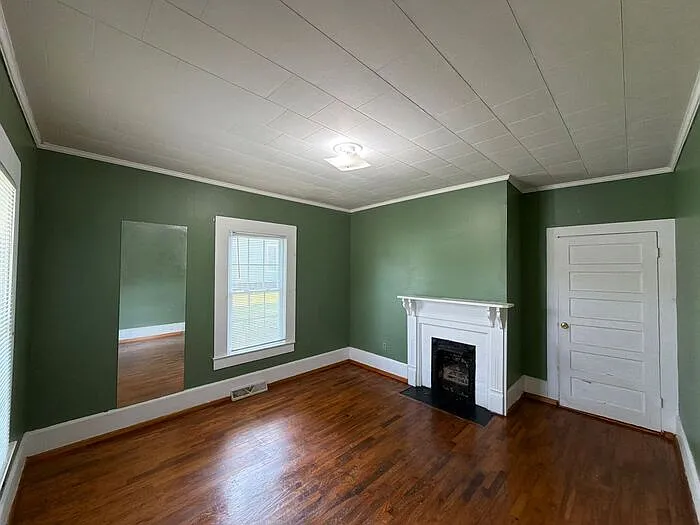 2 bed, 1.0 bath, 1016 sqft, $1,495 — Photo 3