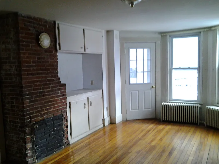 31 Union St #1 — Photo 3