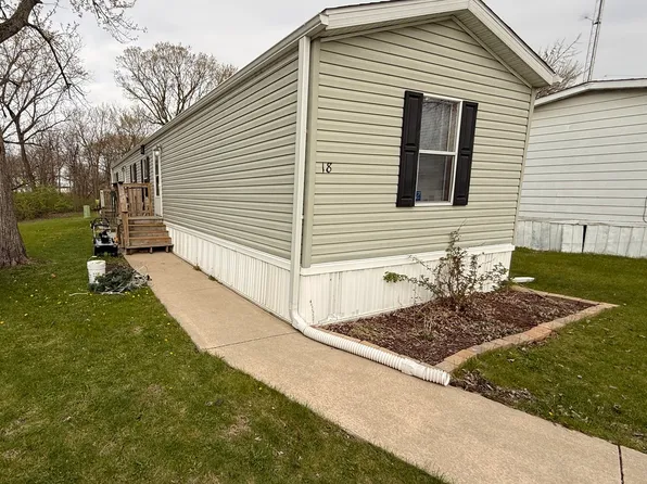 18 Olive St, Minooka, IL 60447