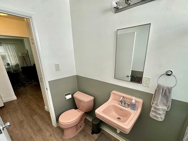 8277 W Fountain Ave #4 — Photo 18
