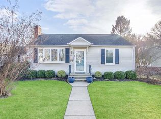 42 W 2nd St, Patchogue, NY 11772